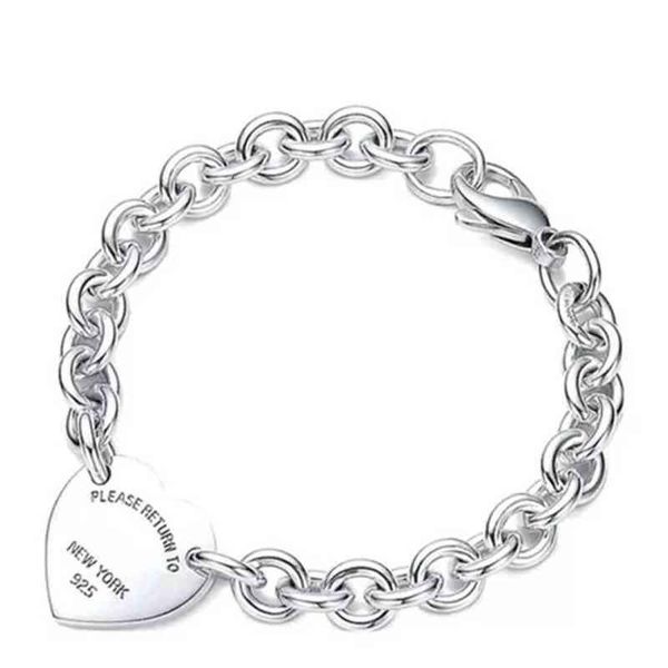 2023 bracelet for women 925 sterling silver heart-shaped pendant o-shaped chain luxury brand jewelry girlfriend gift, Golden;silver
2023 bracelet for women 925 sterling silver heart-shaped pendant o-shaped chain luxury brand jewelry girlfriend gift, Golden;silver