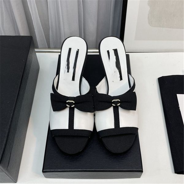 fashion women's sandals 2023 channel luxury brand letter logo summer women's high heels men's casual student flats 011-013, Black
fashion women's sandals 2023 channel luxury brand letter logo summer women's high heels men's casual student flats 011-013, Black