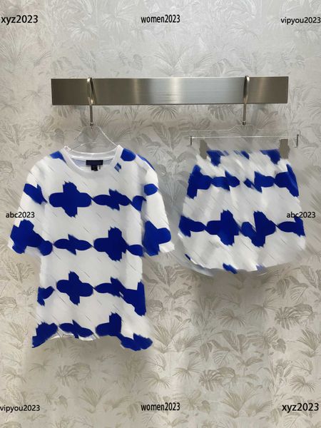 designer tracksuits women bright color printing t-shirt set size s-l 2pcs round neck t-shirt and fashionable shorts april29, Gray
designer tracksuits women bright color printing t-shirt set size s-l 2pcs round neck t-shirt and fashionable shorts april29, Gray