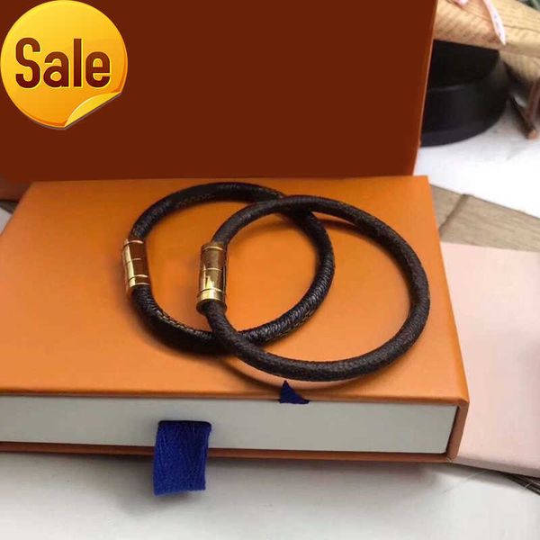 fashion designer women bracelet charm delicate invisible luxury jewelry new magnetic buckle gold leather bracelet wristband watch strap case, Golden;silver
fashion designer women bracelet charm delicate invisible luxury jewelry new magnetic buckle gold leather bracelet wristband watch strap case, Golden;silver