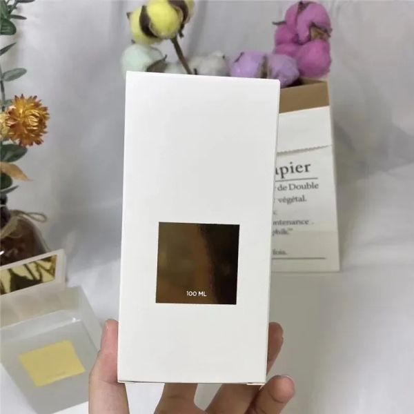 parfum factory direct 100ml perfume frosted bottle eau de soleil blanc nice smell long lasting time fast delivery
parfum factory direct 100ml perfume frosted bottle eau de soleil blanc nice smell long lasting time fast delivery