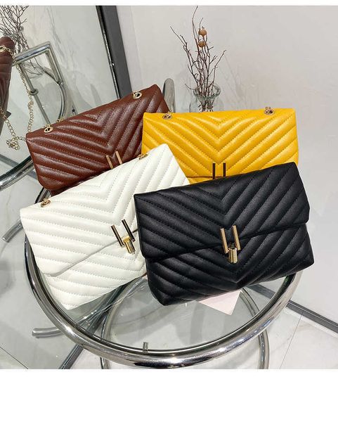 shopping bags womens embroidered shoulder handbag fashion crossbody amarillo for women messenger bag femme 230417
shopping bags womens embroidered shoulder handbag fashion crossbody amarillo for women messenger bag femme 230417