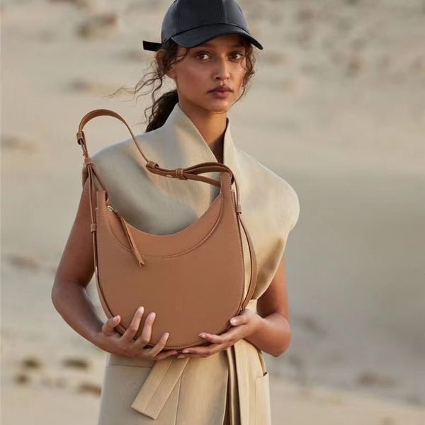 polene polene half-moon bag full-grain textured smooth calf leather tote designer zip closure crossbody fashion women hobo handbags q7dl
polene polene half-moon bag full-grain textured smooth calf leather tote designer zip closure crossbody fashion women hobo handbags q7dl