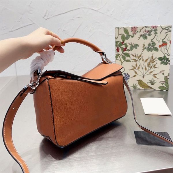 designer bag men multi style fashion clutch bags shopping portable famous borse baguette exquisite shoulder hand bag female charming xb010 b
designer bag men multi style fashion clutch bags shopping portable famous borse baguette exquisite shoulder hand bag female charming xb010 b