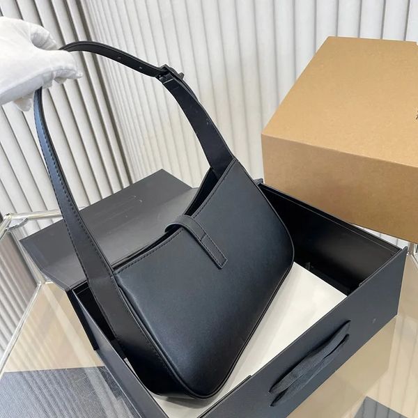 2024 Girl Shoulder Bags LE5A7 Multi-Color Fashion hobo Bags Top-quality Armpit Bags Classic Leather Designer women Handbags with box and dust bag
2024 Girl Shoulder Bags LE5A7 Multi-Color Fashion hobo Bags Top-quality Armpit Bags Classic Leather Designer women Handbags with box and dust bag