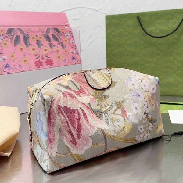 makeup bags designer bag cosmetic bag toiletry bag women designers toiletrys pouch womens purses fashion all-match flower handbag 230420
makeup bags designer bag cosmetic bag toiletry bag women designers toiletrys pouch womens purses fashion all-match flower handbag 230420