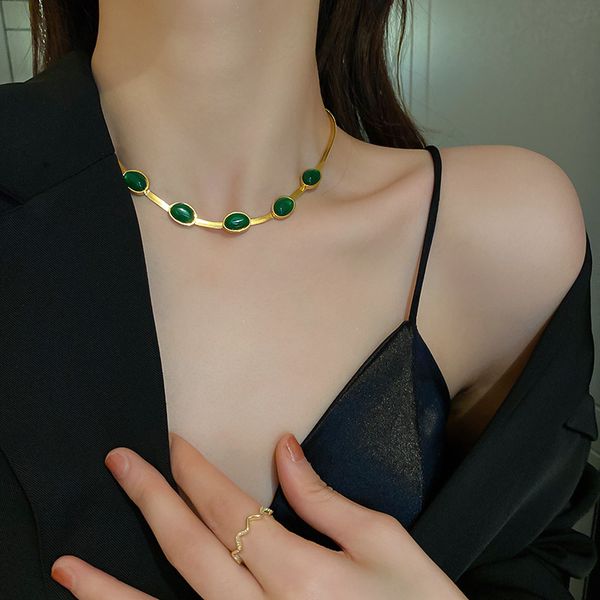 titanium steel retro five emerald blade chain necklace women's senior design sense niche clavicle chain choker, Silver
titanium steel retro five emerald blade chain necklace women's senior design sense niche clavicle chain choker, Silver