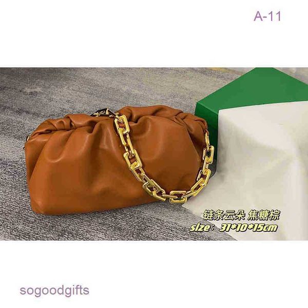 bag 2023 italy chain venetas summer single bags designer shoulder messenger same thick bottegas wrinkled cloud zipper underarm female ltnu 1
bag 2023 italy chain venetas summer single bags designer shoulder messenger same thick bottegas wrinkled cloud zipper underarm female ltnu 1
