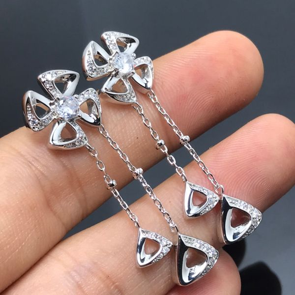 flower tassel earrings 925 silver light luxury premium feel 18k diamond set long earrings wedding party bright jewelry
flower tassel earrings 925 silver light luxury premium feel 18k diamond set long earrings wedding party bright jewelry