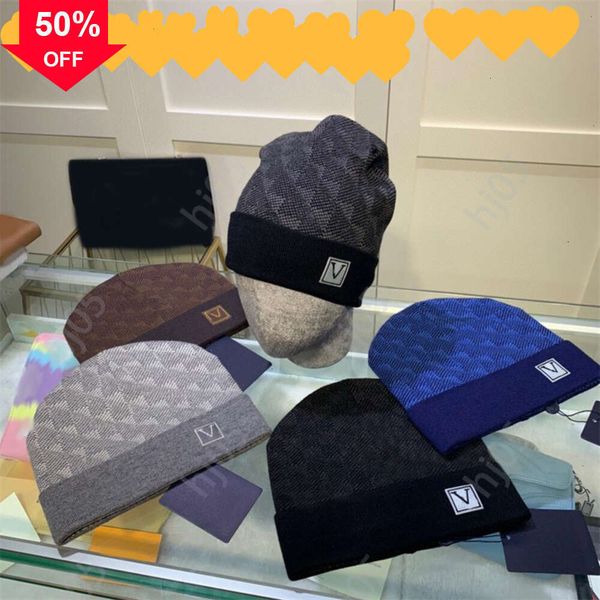 aPlaid designer beanie designer hats for men knitted bonnets winter hat fall thermal skull cap ski travel classical luxury beanies brown black grey keep warm55555lw, 5#
aPlaid designer beanie designer hats for men knitted bonnets winter hat fall thermal skull cap ski travel classical luxury beanies brown black grey keep warm55555lw, 5#