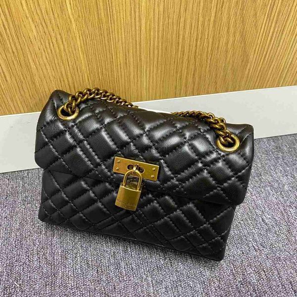 bag kurt lock geiger sheepskin diamond chain bag flap shoulder messenger bag leather women's bag
bag kurt lock geiger sheepskin diamond chain bag flap shoulder messenger bag leather women's bag