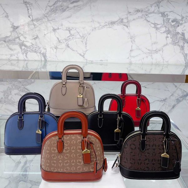 luxurys handbags coabag designer bag crossbody bags handbag for women mirror quality seashell bag leather female fashion trendy tabby should
luxurys handbags coabag designer bag crossbody bags handbag for women mirror quality seashell bag leather female fashion trendy tabby should