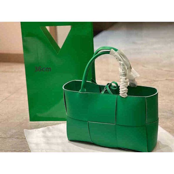 evening bags shoulder totes weave designer bags women leather handbag brand shopping female high capacity bucket packs internal pouch
evening bags shoulder totes weave designer bags women leather handbag brand shopping female high capacity bucket packs internal pouch