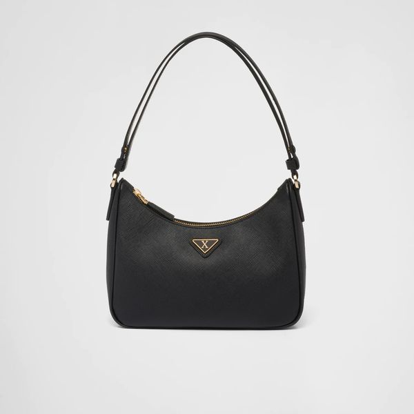 black tote bag made of genuine leather material, gold zipper closure design, simple and fashionable women's casual work bag
black tote bag made of genuine leather material, gold zipper closure design, simple and fashionable women's casual work bag