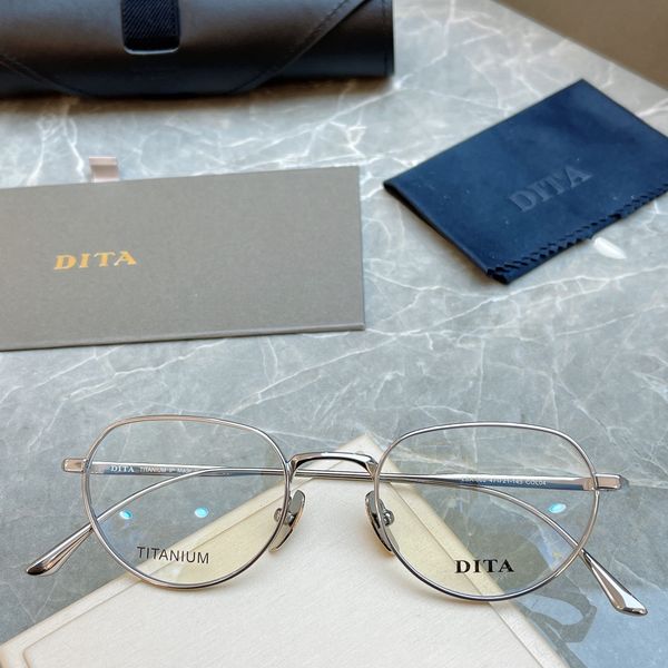 pure titanium dita fashionable eyeglass frame for women with small face shape, eyeglass frame for men with color change and anti blue light, White;black
pure titanium dita fashionable eyeglass frame for women with small face shape, eyeglass frame for men with color change and anti blue light, White;black
