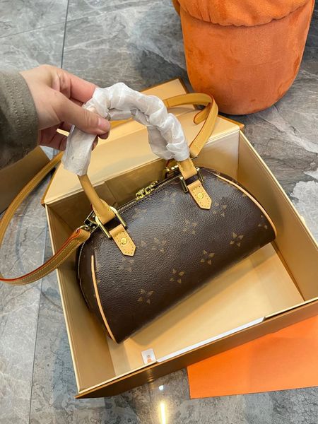 mt luxurys designers small yuanbao shoulder bags tote women ophidia totes fashion genuine leather crossbody handbag purses backpack
mt luxurys designers small yuanbao shoulder bags tote women ophidia totes fashion genuine leather crossbody handbag purses backpack