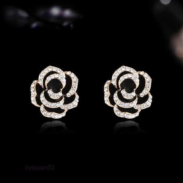 stud temperament women camellia stud earrings brand luxury 18k gold plated simple dripping rhinestones s925 silver needle flower jewelry 2 9, Golden;silver
stud temperament women camellia stud earrings brand luxury 18k gold plated simple dripping rhinestones s925 silver needle flower jewelry 2 9, Golden;silver