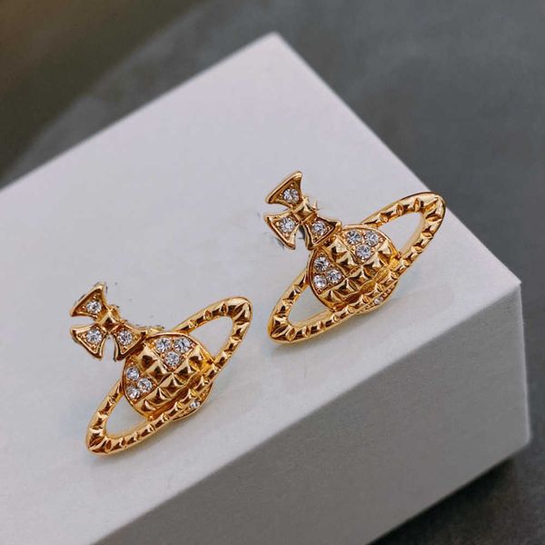 stud fashion designer stud earring woman letter vivian diamond pearl gold hoop earing westwood women trend saturn earrings motion current 66, Golden;silver
stud fashion designer stud earring woman letter vivian diamond pearl gold hoop earing westwood women trend saturn earrings motion current 66, Golden;silver