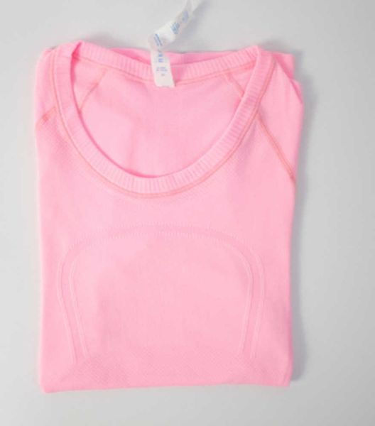 2023motion current lu-088 nwt women's sports yoga t-shirt fitness clothing woman short sleeve workout shirts gym active wear clothes l, Gray
2023motion current lu-088 nwt women's sports yoga t-shirt fitness clothing woman short sleeve workout shirts gym active wear clothes l, Gray