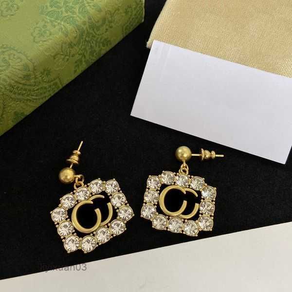 stud designer letter earring stud for women fashion earrings diamonds gold earrings luxury jewelry mens hoop earring studs 2208041d with box, Golden;silver
stud designer letter earring stud for women fashion earrings diamonds gold earrings luxury jewelry mens hoop earring studs 2208041d with box, Golden;silver