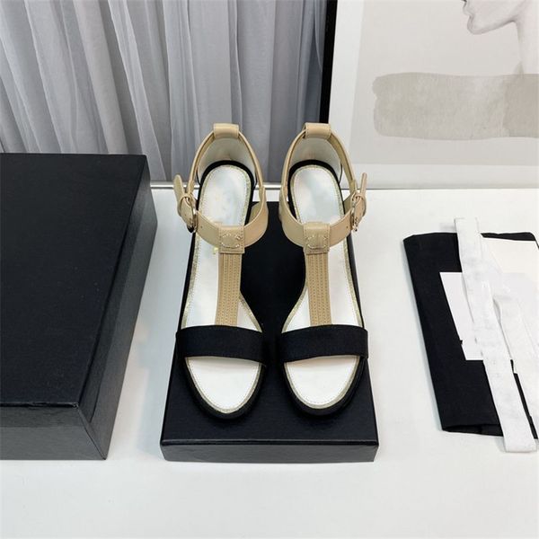 fashion women's sandals 2023 channel luxury brand letter logo summer women's high heels men's casual student flats 011-06, Black
fashion women's sandals 2023 channel luxury brand letter logo summer women's high heels men's casual student flats 011-06, Black