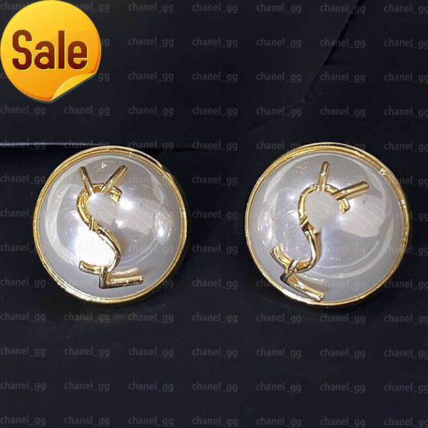 diamond stud earrings designer jewelry fashion silver earring for lady women party studs hoops wedding engagement for bride box 128, Golden;silver
diamond stud earrings designer jewelry fashion silver earring for lady women party studs hoops wedding engagement for bride box 128, Golden;silver