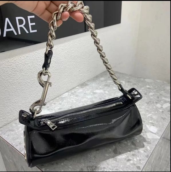 western pacific saturn middle ancient bag female 2023 new designer bag style heavy industry thick chain handbag shoulder bag armpit bag cyli
western pacific saturn middle ancient bag female 2023 new designer bag style heavy industry thick chain handbag shoulder bag armpit bag cyli