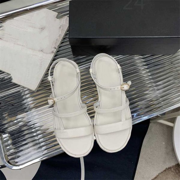 fashion women's sandals 2023 channel luxury brand letter logo summer women's high heels men's casual student flats 05-06, Black
fashion women's sandals 2023 channel luxury brand letter logo summer women's high heels men's casual student flats 05-06, Black