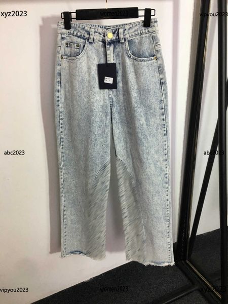 designer women pants letter printed waist denim pants washed and worn high waisted denim trousers april29, Blue
designer women pants letter printed waist denim pants washed and worn high waisted denim trousers april29, Blue