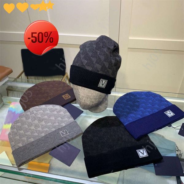 aPlaid designer beanie designer hats for men knitted bonnets winter hat fall thermal skull cap ski travel classical luxury beanies brown black grey keep warmo011, 5#
aPlaid designer beanie designer hats for men knitted bonnets winter hat fall thermal skull cap ski travel classical luxury beanies brown black grey keep warmo011, 5#