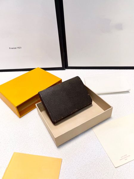 classic leather letter wallets zippey short wallet card holders storage wallets large capacity clutch bags luxury brand women men cion purse, Red;black
classic leather letter wallets zippey short wallet card holders storage wallets large capacity clutch bags luxury brand women men cion purse, Red;black