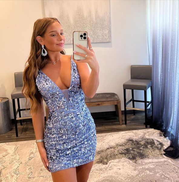 cute sequins cocktail dress plunging v neck short prom dresses backless mini party homecoming special occasion dress, Black
cute sequins cocktail dress plunging v neck short prom dresses backless mini party homecoming special occasion dress, Black