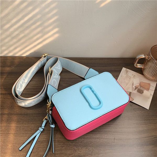 designer marc women bags new 2023 contrast color small square bag trend letter single shoulder messenger bags wholesale 20-12-7cm j0429, Red;black
designer marc women bags new 2023 contrast color small square bag trend letter single shoulder messenger bags wholesale 20-12-7cm j0429, Red;black