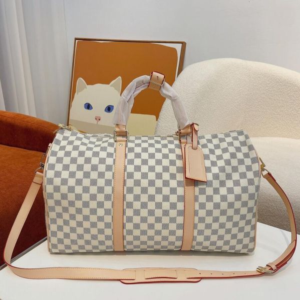 2022 luxury fashion men women high-quality travel duffle bags brand designer luggage handbags with lock large capacity sport bag size 55cm
2022 luxury fashion men women high-quality travel duffle bags brand designer luggage handbags with lock large capacity sport bag size 55cm