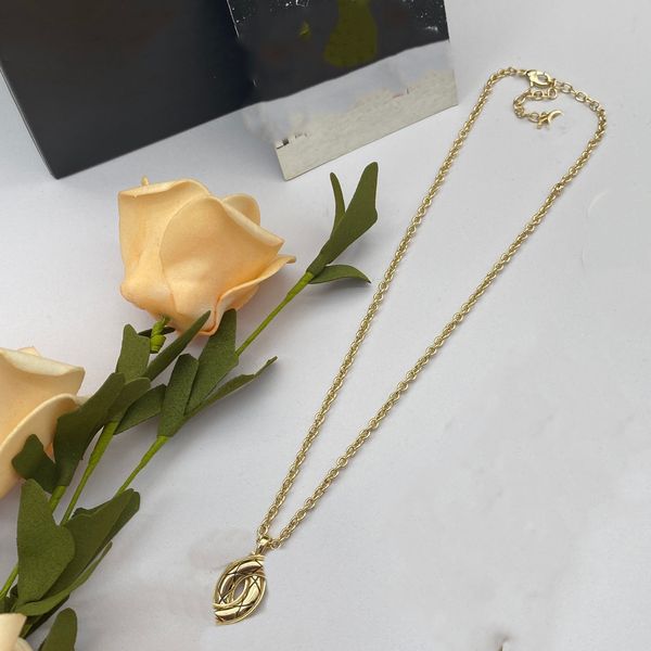 letter ccity luxury designer c pendant necklaces gold necklace fashion women jewelry metal crystal pearl cjeweler woman gift df33, Silver
letter ccity luxury designer c pendant necklaces gold necklace fashion women jewelry metal crystal pearl cjeweler woman gift df33, Silver