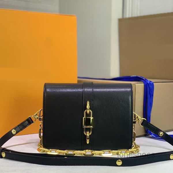 evening bags women crossbody bag shoulder bags cowhide leather retro lock thick chain magnetic buckle closure removable
evening bags women crossbody bag shoulder bags cowhide leather retro lock thick chain magnetic buckle closure removable
