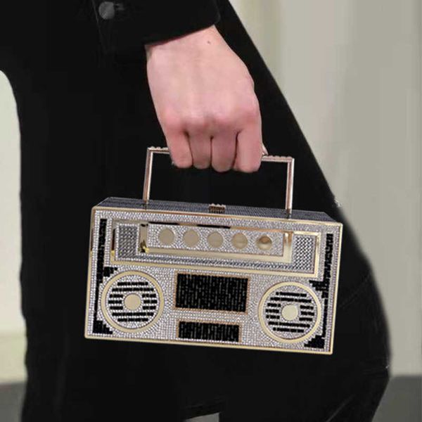 evening bags purses and handbags luxury designer handbag diamond for women clutch bag wedding metal handle 230427
evening bags purses and handbags luxury designer handbag diamond for women clutch bag wedding metal handle 230427