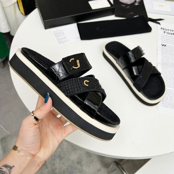 beach shoes designer cc sandals woman luxury slippers outdoor non-slip zapatillas classic leather sandal holiday pool slides women kswl1
beach shoes designer cc sandals woman luxury slippers outdoor non-slip zapatillas classic leather sandal holiday pool slides women kswl1