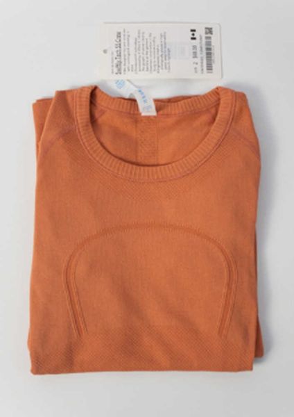 2023motion current lu-088 nwt women's sports yoga t-shirt fitness clothing woman short sleeve workout shirts gym active wear clothes l, Gray
2023motion current lu-088 nwt women's sports yoga t-shirt fitness clothing woman short sleeve workout shirts gym active wear clothes l, Gray