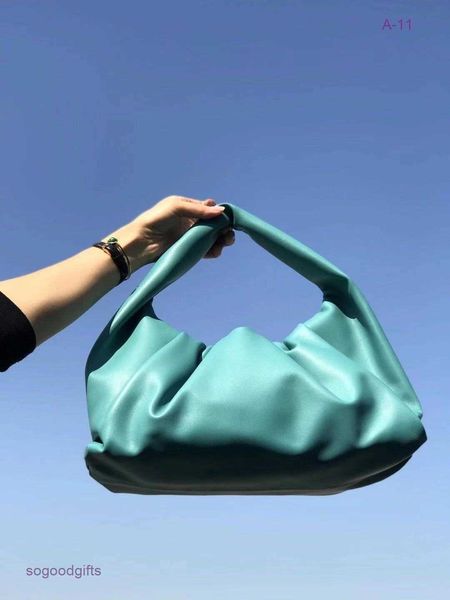 bag mini bottegas jodie venetas 2023 new bag women's hand cloud woven leather underarm single shoulder hand trend vipq with logo yxya
bag mini bottegas jodie venetas 2023 new bag women's hand cloud woven leather underarm single shoulder hand trend vipq with logo yxya