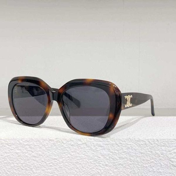 luxury designer sunglasses for women fashion personality classic style uv protection sunglasses ladies multifunctional glasses 40226u, White;black
luxury designer sunglasses for women fashion personality classic style uv protection sunglasses ladies multifunctional glasses 40226u, White;black