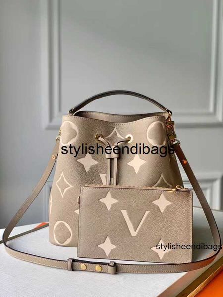 stylisheendibags designer bags womens genuine leather shoulder bags embossing totes handbag purse crossbody bag bucket bag handbags tote bag
stylisheendibags designer bags womens genuine leather shoulder bags embossing totes handbag purse crossbody bag bucket bag handbags tote bag