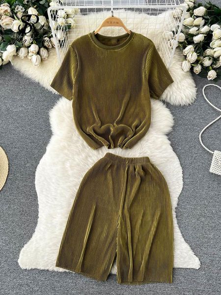 pants singreiny women casual two pieces suits summer short sleeves retro t shirt+wide legs short pants 2023 fashion pleated loose sets, White
pants singreiny women casual two pieces suits summer short sleeves retro t shirt+wide legs short pants 2023 fashion pleated loose sets, White
