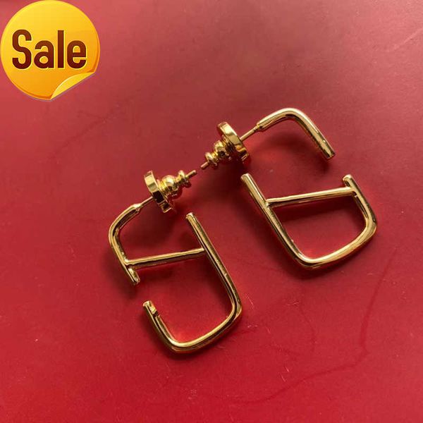 womens earrings jewelry designer earring ear studs letter v diamonds luxurys golden fashion silver needle copper earrings for ladies birthda, Golden;silver
womens earrings jewelry designer earring ear studs letter v diamonds luxurys golden fashion silver needle copper earrings for ladies birthda, Golden;silver