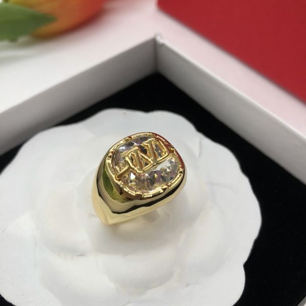 designer woman vlogo luxury with side stones band ring fashion v metal diamond pearl jewelry gold rings women wedding rings 22, Silver
designer woman vlogo luxury with side stones band ring fashion v metal diamond pearl jewelry gold rings women wedding rings 22, Silver
