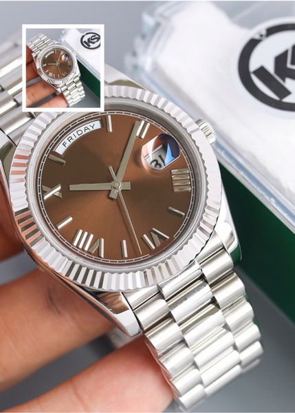 Luxury men's watch coffee colored dial mechanical movement 40mm/36mm women's watch scratch resistant calendar automatic mechanical watch montre de luxe 007
Luxury men's watch coffee colored dial mechanical movement 40mm/36mm women's watch scratch resistant calendar automatic mechanical watch montre de luxe 007