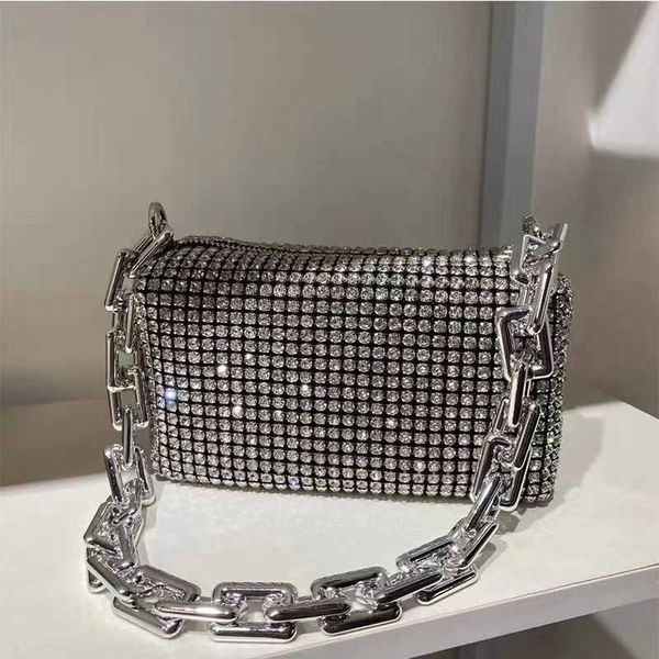 shoulder bags new rhinestone handbags for women clutch 2023 diamonds purse ladies female crossbody shining chain crystal tote 230426
shoulder bags new rhinestone handbags for women clutch 2023 diamonds purse ladies female crossbody shining chain crystal tote 230426