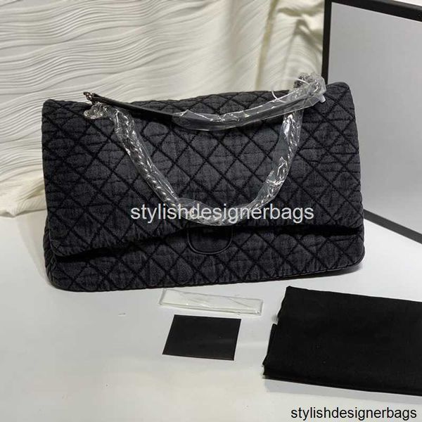 denim maxi jumbo classic flap bags quilted meatlasse chain crossbody shoulder luxury designer fashion street cool large capacity outdoor tra
denim maxi jumbo classic flap bags quilted meatlasse chain crossbody shoulder luxury designer fashion street cool large capacity outdoor tra