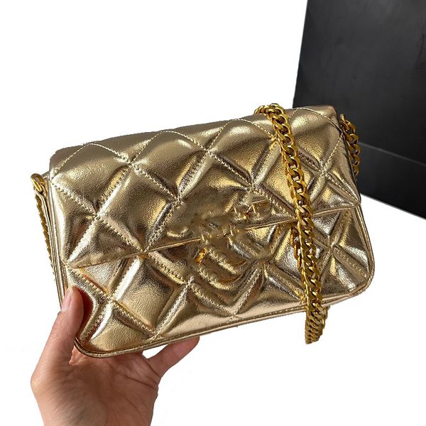 designers classic flap sheepskin pattern leather shoulder bags france brand quilted matelasse women crossbody bag luxury designer gold hardw
designers classic flap sheepskin pattern leather shoulder bags france brand quilted matelasse women crossbody bag luxury designer gold hardw