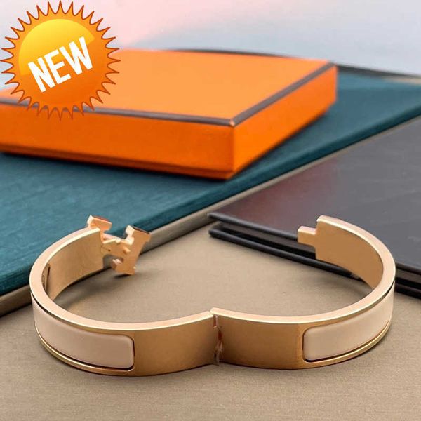 designer h letter bangle luxury brand enamel bracelets men and women fashion bracelets everyday accessories party wedding valentine's d, Black
designer h letter bangle luxury brand enamel bracelets men and women fashion bracelets everyday accessories party wedding valentine's d, Black